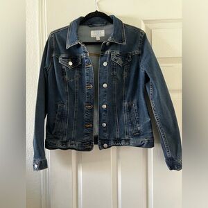 Time & Tru Jean jacket size small.